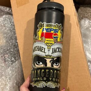 Pepsi Michael Jackson Dangerous World Tour Bottle